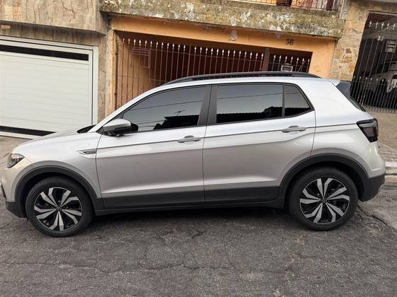 VOLKSWAGEN T-CROSS 1.0 200 TSI TOTAL FLEX COMFORTLINE AUTOMÁTICO VOLKSWAGEN T-CROSS 1.0 200 TSI TOTAL FLEX COMFORTLINE AUTOMÁTICO